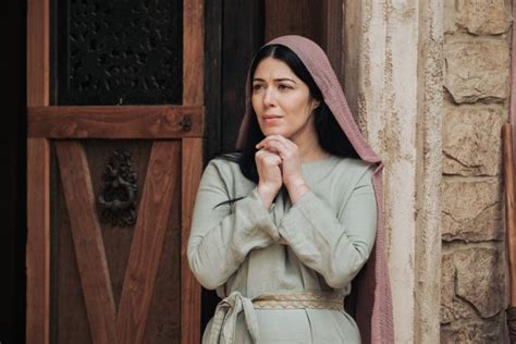 elizabeth tabish religion|‘The Chosen’ Actress Elizabeth Tabish Talks Season Four and。